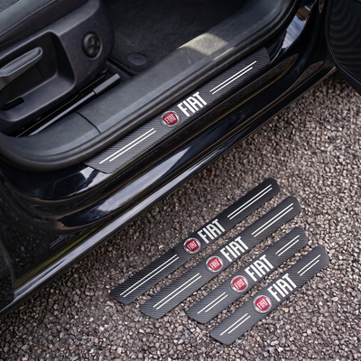 CarbonGrip PRO door sill protectors with Fiat logo: one fitted on the sill, set of 4 on the ground