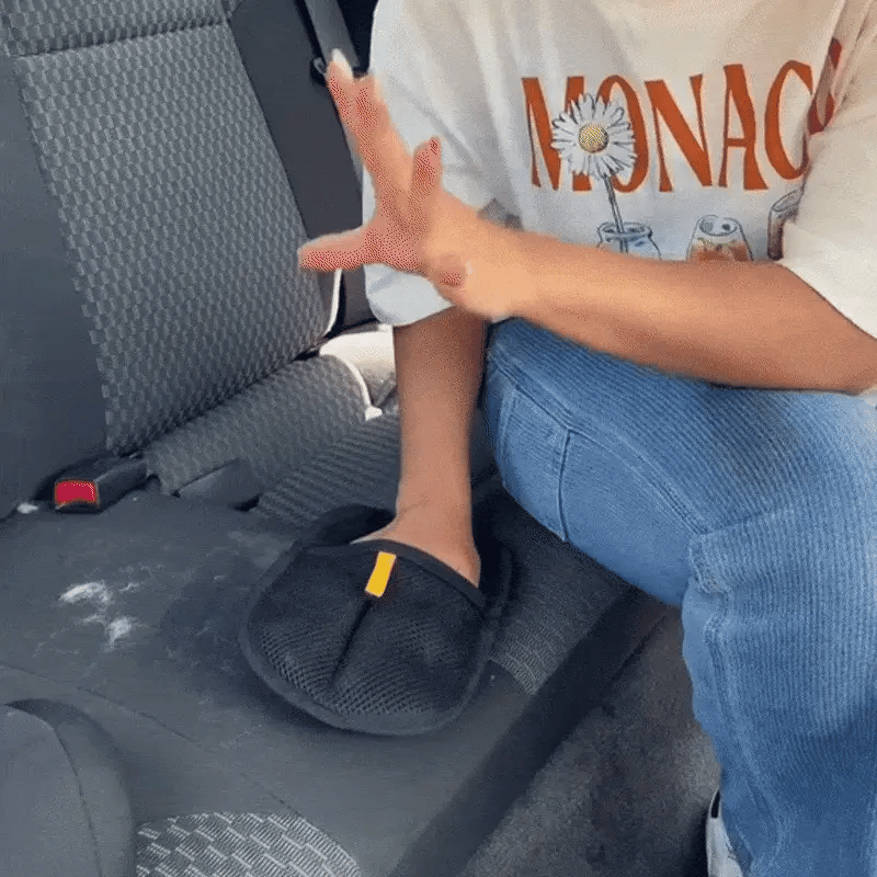 FurFree Glove | Quick Pet Hair Removal – The UK’s Favourite Pet Hair Solution