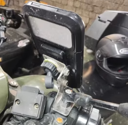 Review by Steeven Clarkson