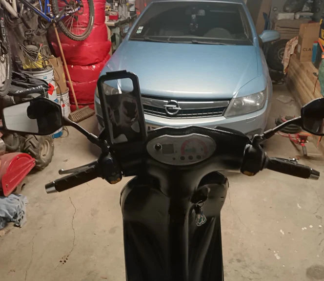 Review by Finn Fischer